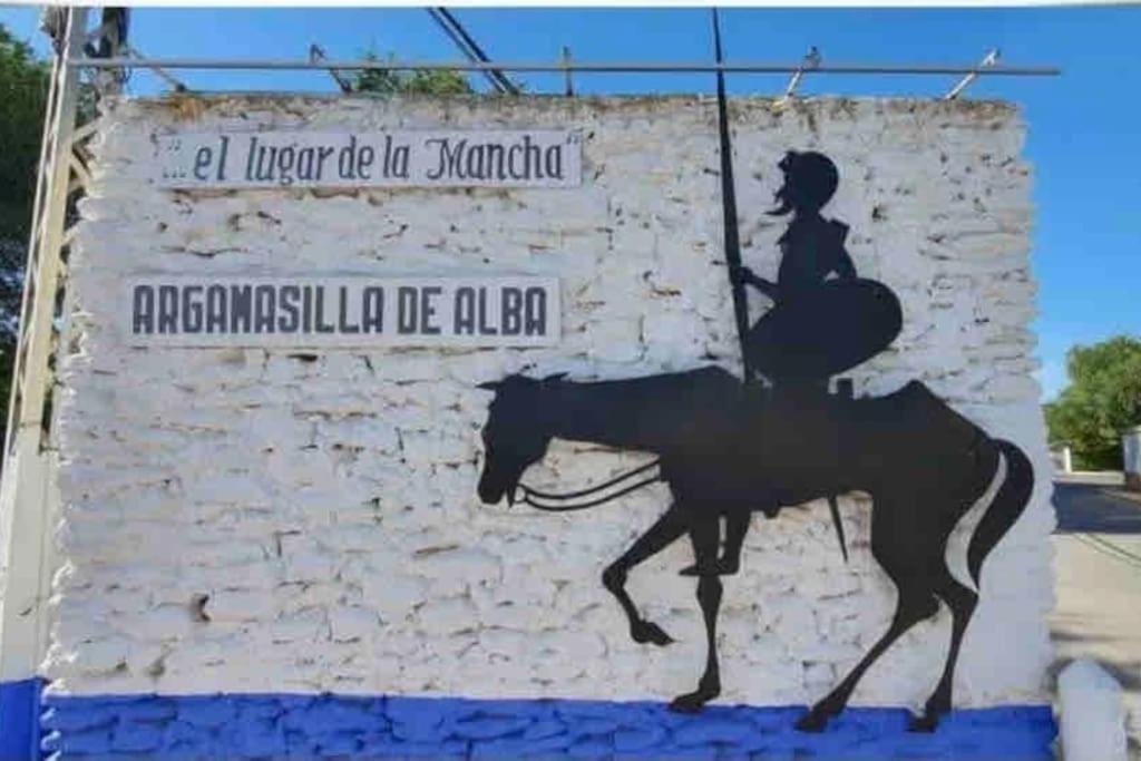 Apto. Singular En La Mancha Banco De Inversiones Argamasilla De Alba ภายนอก รูปภาพ